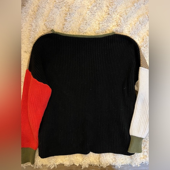 CALLAHAN Flor Color Block Sweater - Picture 4 of 5